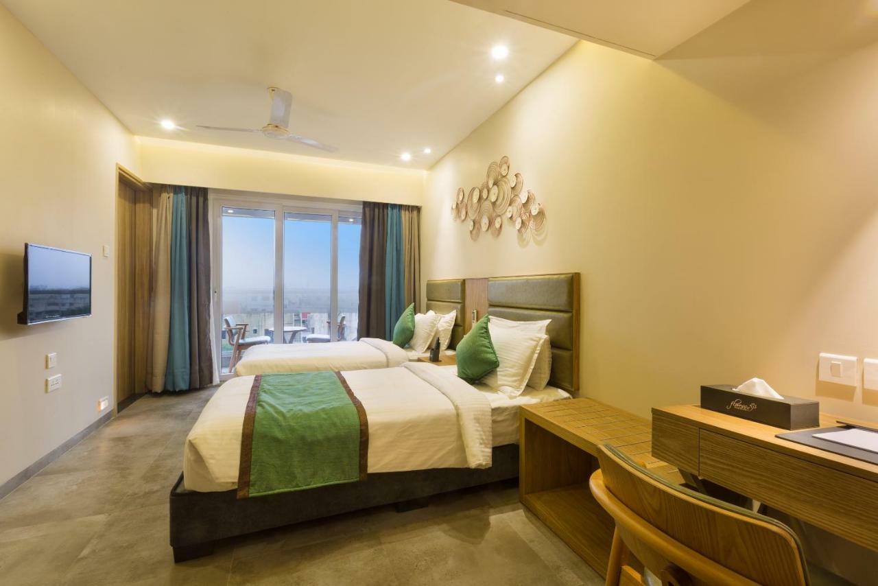 Hotel Floressa Randa, Porur Chennai